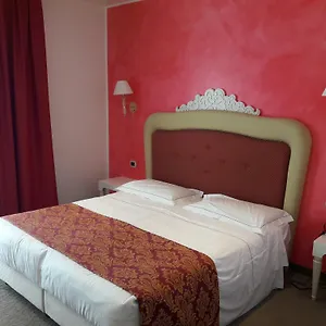 Palace & La Conchiglia D' Oro Hotel