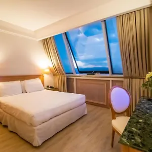 Shg De La Hotel